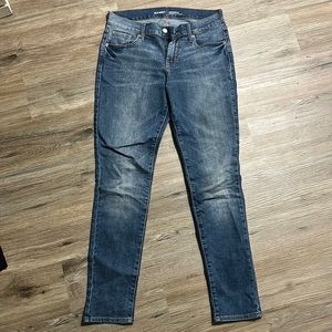 Women’s skinny jeans